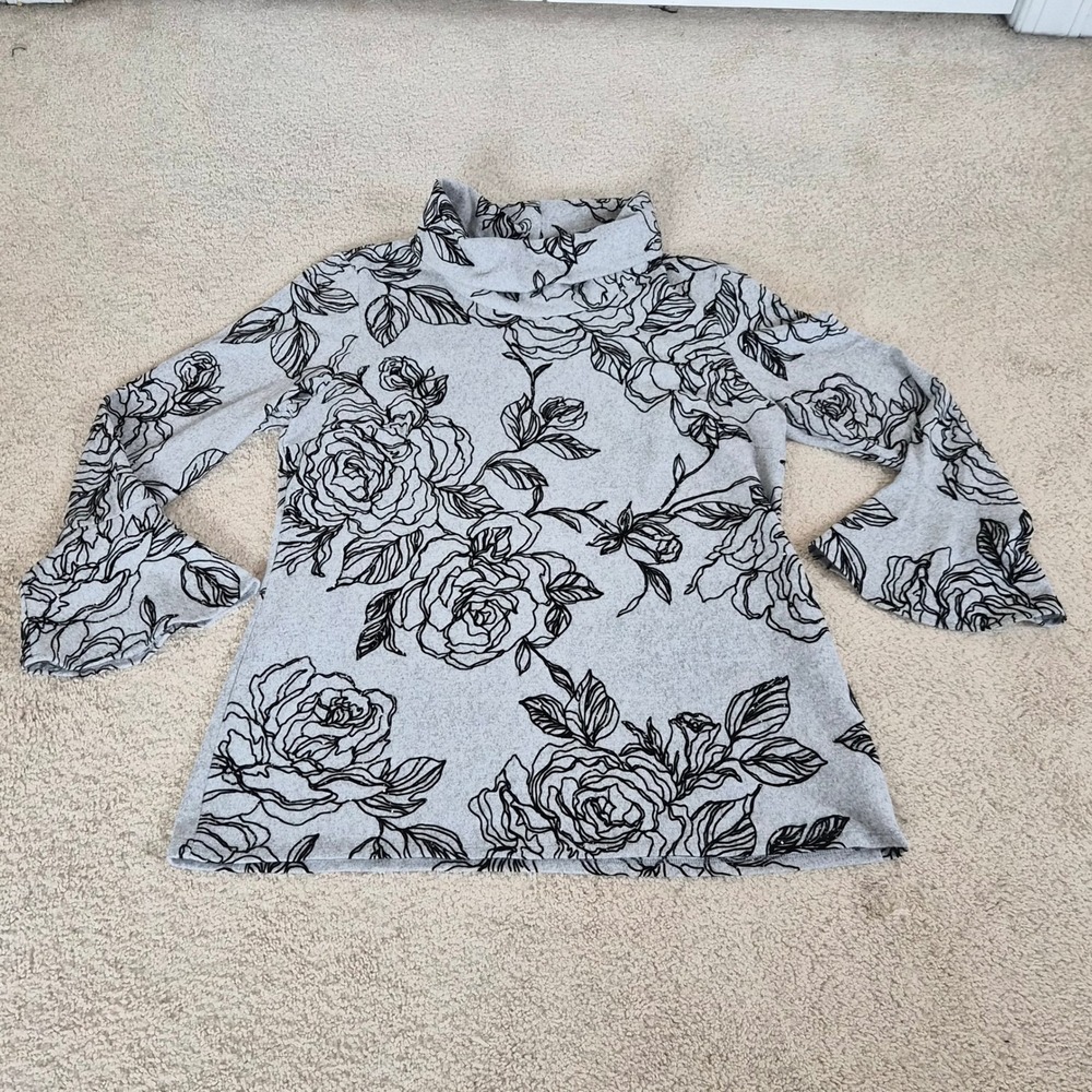 Coco Bianco Floral Turtleneck Top Womens XL Gray Flocked Embossed Lagenlook